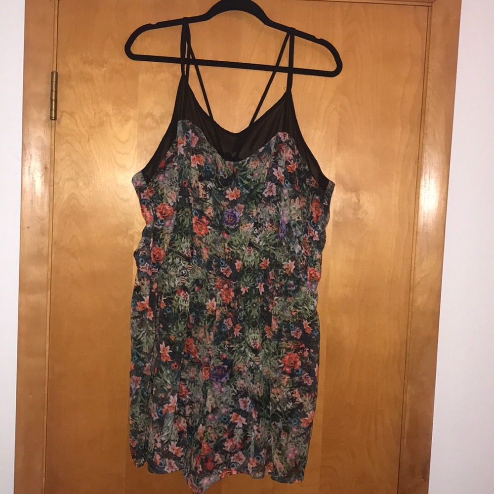 Jungle romper